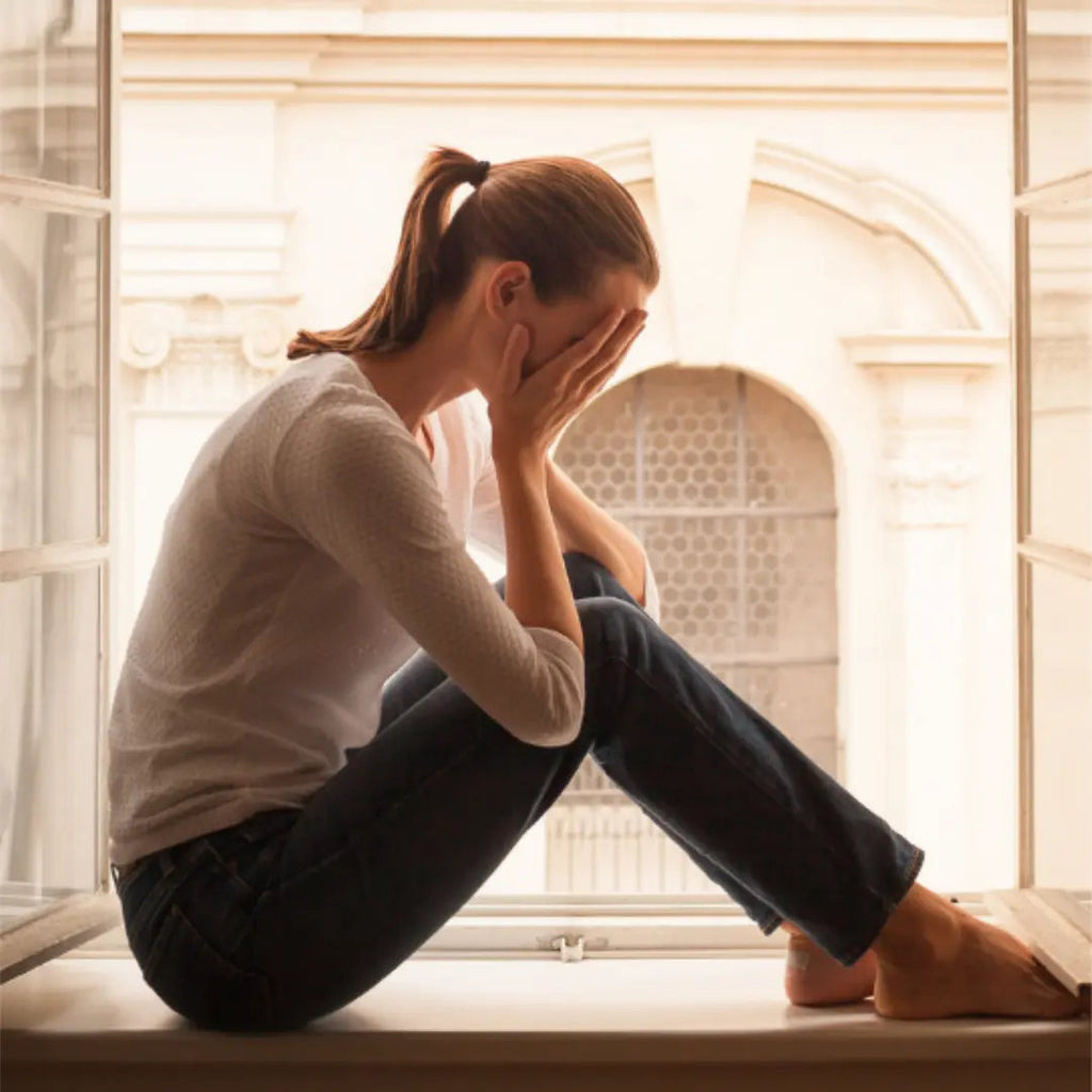 Pierre contre la tristesse : quelles pierres naturelles choisir pour retrouver la joie de vivre ?