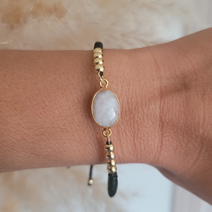 Bracelet pierre de lune pour les remontées acides