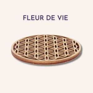 Fleur de vie en bois exotique de 9 cm pour recharger et harmoniser pierres naturelles, bijoux, eau, nourriture ou décoration intérieure